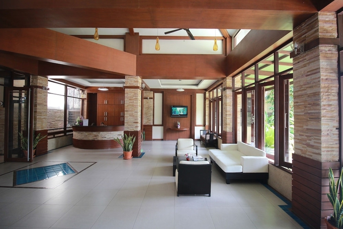 Imagen de los interiores del Hotel Suparee Park View. Foto 15