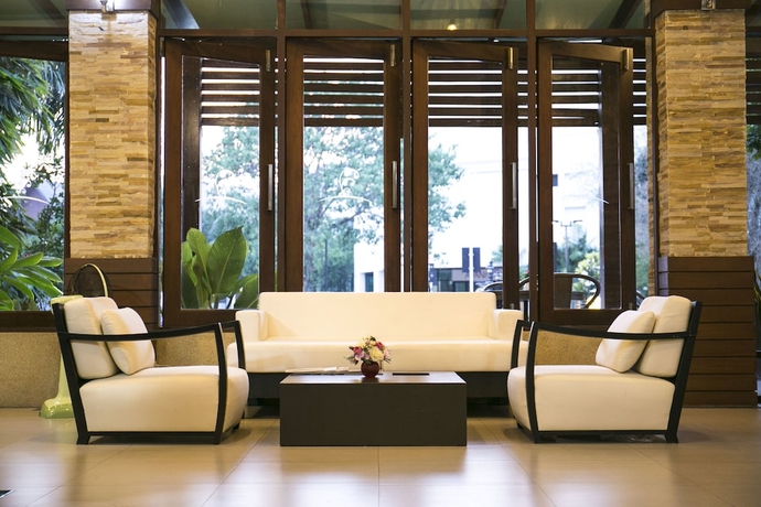 Imagen de los interiores del Hotel Suparee Park View. Foto 16