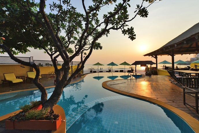 Imagen general del Hotel Supatra Hua Hin Resort. Foto 1