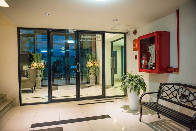 Imagen de los interiores del Hotel Supawimol Mansion. Foto 14