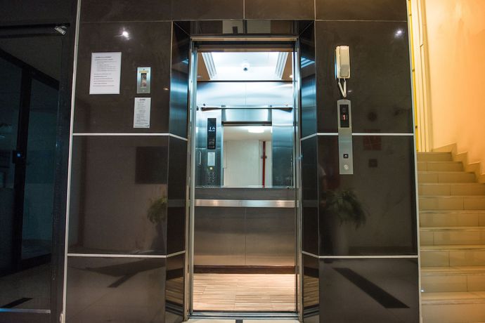 Imagen de los interiores del Hotel Supawimol Mansion. Foto 15