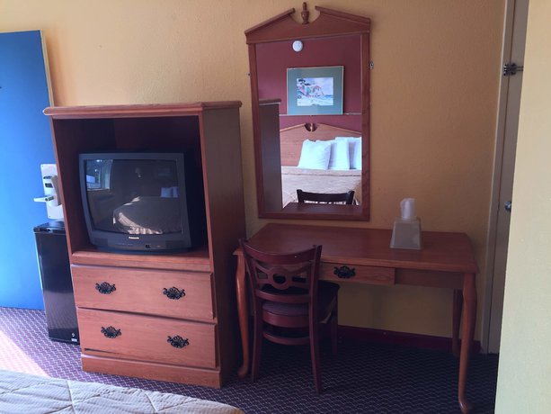 Imagen de la habitación del Hotel Super 7 Inn, Little Rock. Foto 2