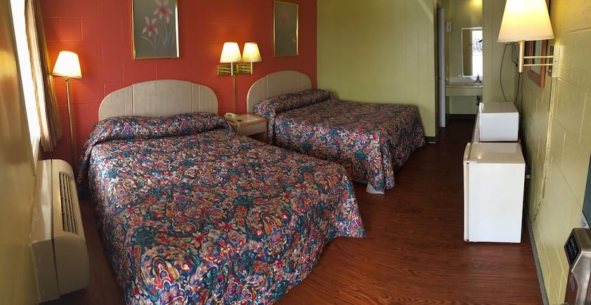 Imagen de la habitación del Hotel Super 7 Inn, Wright City. Foto 2