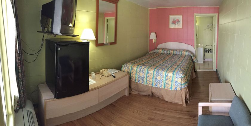 Imagen de la habitación del Hotel Super 7 Inn, Wright City. Foto 6