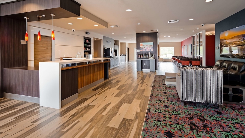 Imagen de los interiores del Hotel Super 8 Bismarck North. Foto 19