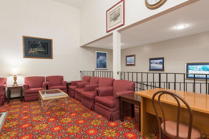 Imagen de los interiores del Hotel Super 8 - Bridgeton/airport/st Louis Area. Foto 15