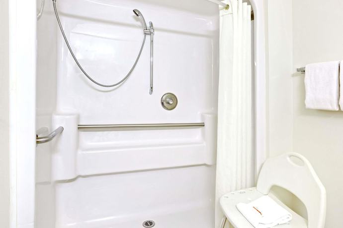 Imagen de la habitación del Hotel Super 8 By Wyndham Aberdeen East. Foto 11