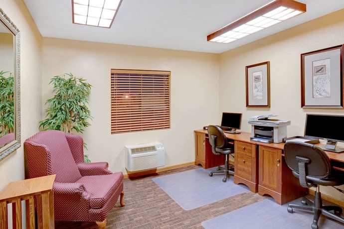 Imagen de los interiores del Hotel Super 8 By Wyndham Aberdeen East. Foto 18