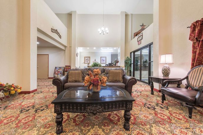 Imagen de los interiores del Hotel Super 8 By Wyndham Abilene South. Foto 11