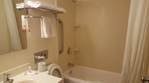Imagen de la habitación del Hotel Super 8 By Wyndham Abingdon Va, Abingdon. Foto 3