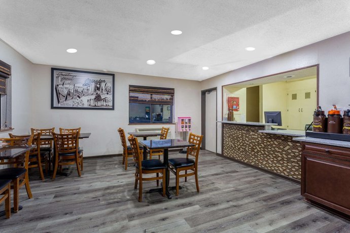 Imagen de los interiores del Hotel Super 8 By Wyndham Abingdon Va, Abingdon. Foto 17
