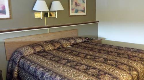 Imagen de la habitación del Hotel Super 8 By Wyndham Airport I90. Foto 6