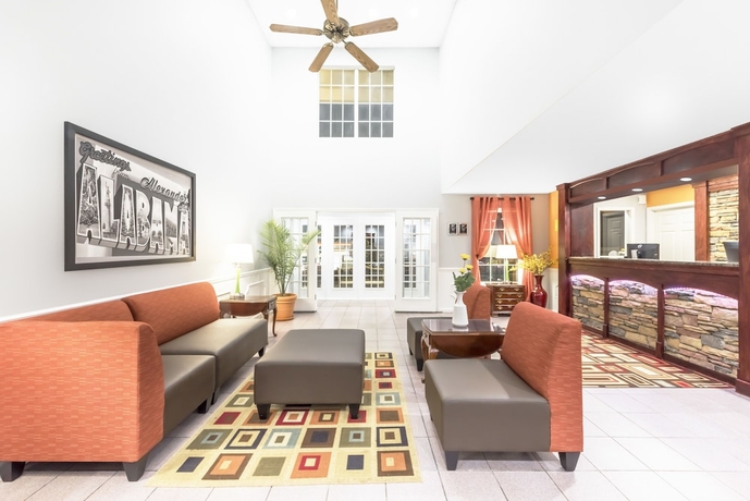 Imagen de los interiores del Hotel Super 8 By Wyndham Alexander City. Foto 17
