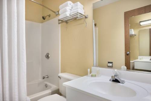 Imagen de la habitación del Hotel Super 8 By Wyndham Alton. Foto 3
