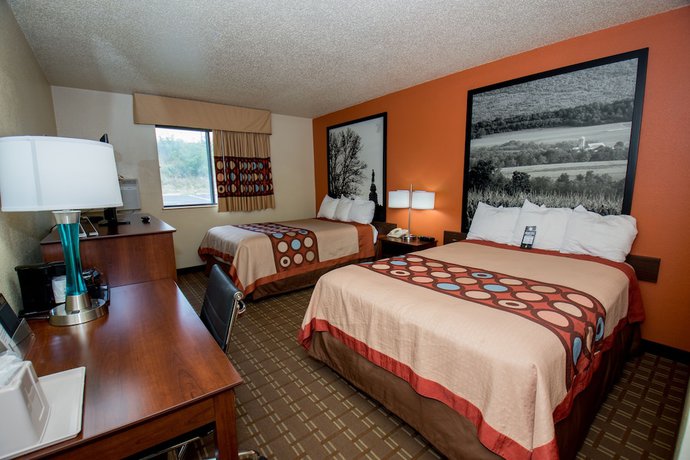Imagen de la habitación del Hotel Super 8 By Wyndham Altoona, Altoona. Foto 6