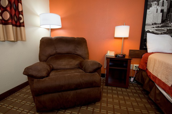 Imagen de la habitación del Hotel Super 8 By Wyndham Altoona, Altoona. Foto 12