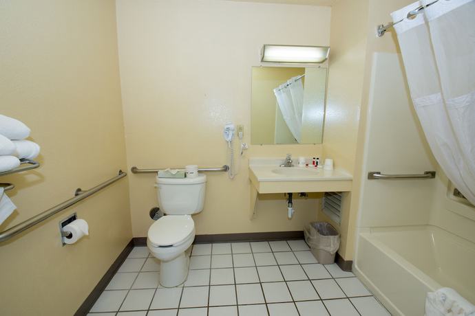 Imagen de la habitación del Hotel Super 8 By Wyndham Altoona, Altoona. Foto 15