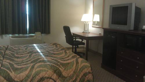 Imagen de la habitación del Hotel Super 8 By Wyndham Alvarado. Foto 6