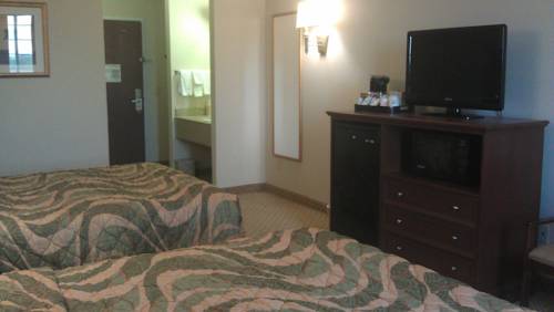 Imagen de la habitación del Hotel Super 8 By Wyndham Alvarado. Foto 14