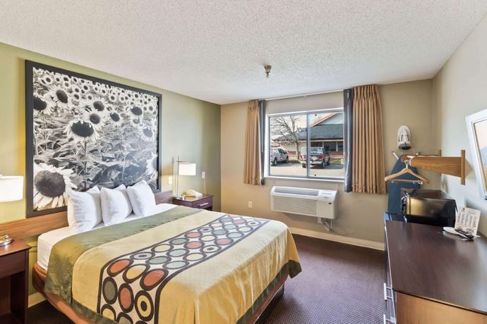 Imagen de la habitación del Hotel Super 8 By Wyndham Ankeny/des Moines Area. Foto 3