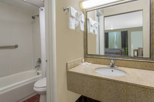 Imagen de la habitación del Hotel Super 8 By Wyndham Antioch/nashville South East. Foto 6