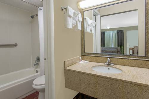 Imagen de la habitación del Hotel Super 8 By Wyndham Antioch/nashville South East. Foto 14