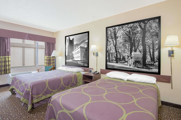 Imagen de la habitación del Hotel Super 8 By Wyndham Ashland, Ashland. Foto 8