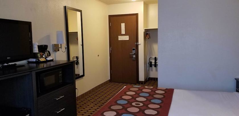 Imagen de la habitación del Hotel Super 8 By Wyndham Ashland, Ashland. Foto 14