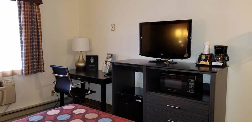 Imagen de la habitación del Hotel Super 8 By Wyndham Ashland, Ashland. Foto 15
