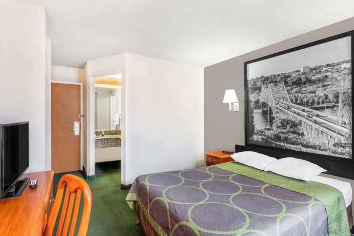 Imagen de la habitación del Hotel Super 8 By Wyndham Athens. Foto 4