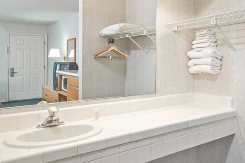 Imagen general del Hotel Super 8 By Wyndham Auburn. Foto 1