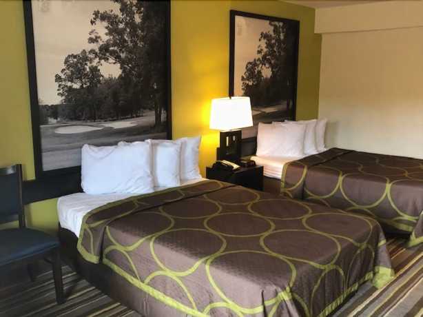 Imagen de la habitación del Hotel Super 8 By Wyndham Augusta, Augusta. Foto 2