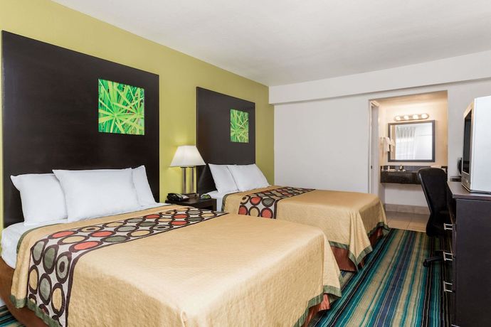 Imagen de la habitación del Hotel Super 8 By Wyndham Augusta, Augusta. Foto 3