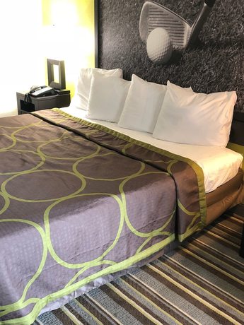 Imagen de la habitación del Hotel Super 8 By Wyndham Augusta, Augusta. Foto 17