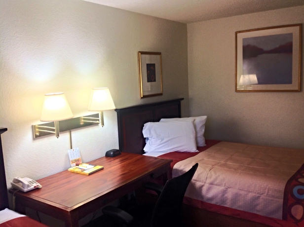 Imagen de la habitación del Hotel Super 8 By Wyndham Augusta/ft Eisenhower Area. Foto 9
