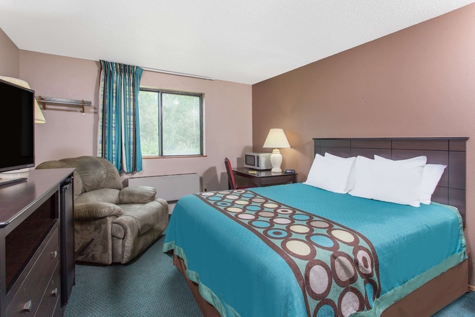Imagen de la habitación del Hotel Super 8 By Wyndham Austin Mn. Foto 5