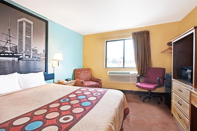 Imagen de la habitación del Hotel Super 8 By Wyndham Baltimore/essex Area. Foto 9