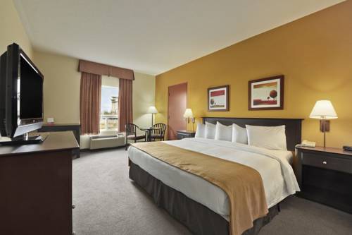 Imagen de la habitación del Hotel Super 8 By Wyndham Barrie South. Foto 4