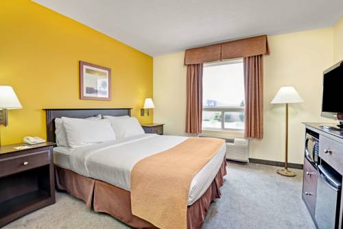 Imagen de la habitación del Hotel Super 8 By Wyndham Barrie South. Foto 16