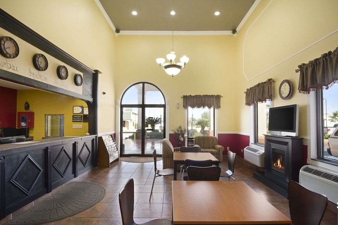 Imagen de los interiores del Hotel Super 8 By Wyndham Baton Rouge/i-12. Foto 16