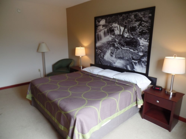 Imagen de la habitación del Hotel Super 8 By Wyndham Beaver Falls. Foto 8