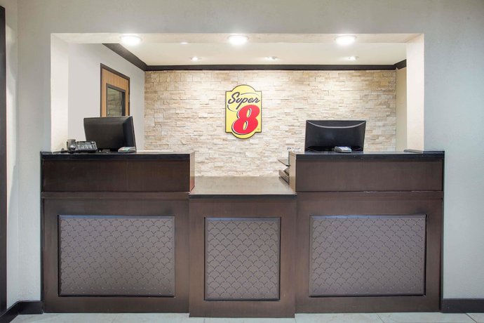 Imagen de los interiores del Hotel Super 8 By Wyndham Billings. Foto 20