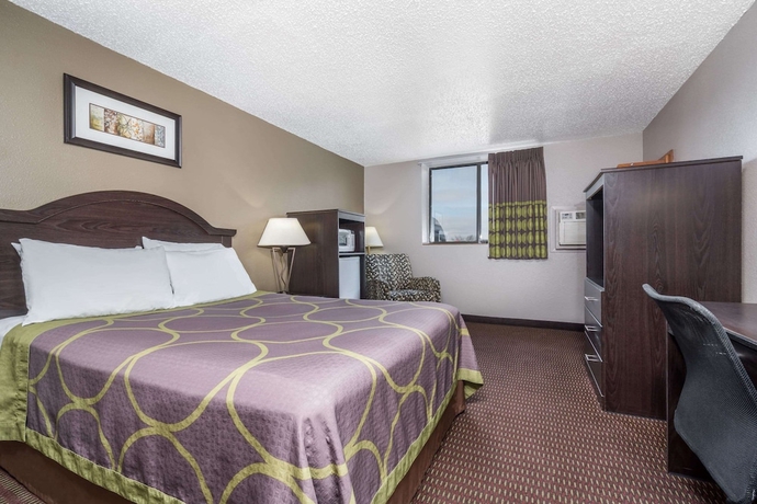 Imagen de la habitación del Hotel Super 8 By Wyndham Bismarck. Foto 2