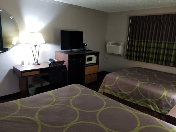 Imagen de la habitación del Hotel Super 8 By Wyndham Bismarck. Foto 8