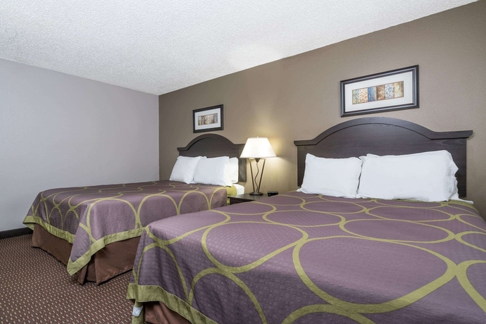 Imagen de la habitación del Hotel Super 8 By Wyndham Bismarck. Foto 13