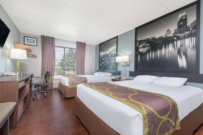 Imagen de la habitación del Hotel Super 8 By Wyndham Bloomington/airport. Foto 5
