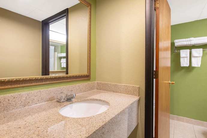 Imagen de la habitación del Hotel Super 8 By Wyndham Boone Nc. Foto 9