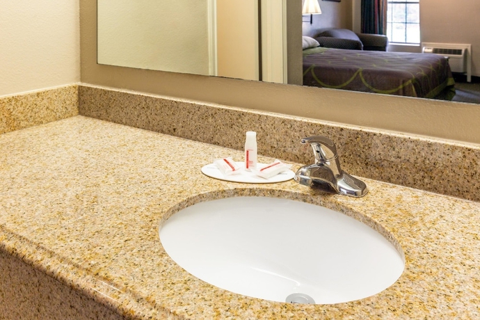 Imagen de la habitación del Hotel Super 8 By Wyndham Bossier City/shreveport Area. Foto 9