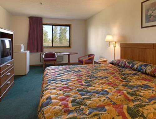 Imagen de la habitación del Hotel Super 8 By Wyndham Bourbonnais/kankakee Area. Foto 5