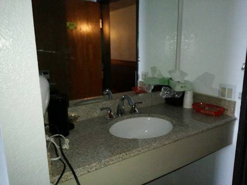 Imagen de la habitación del Hotel Super 8 By Wyndham Bourbonnais/kankakee Area. Foto 8